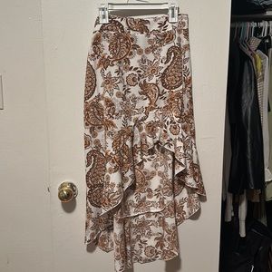 Floral higher front longer back flows skirt!